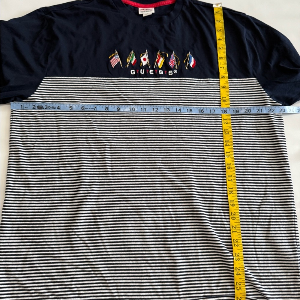 GUESS Men’s Navy & white Striped T-Shirt with embroidered flags in size large - Picture 9 of 10